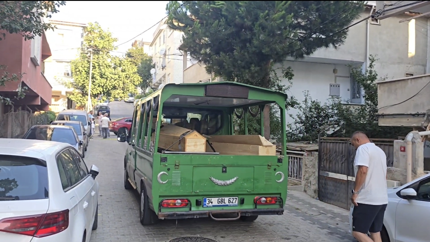 istanbul-sancaktepede-tartistigi-anne-837256-248143.jpg