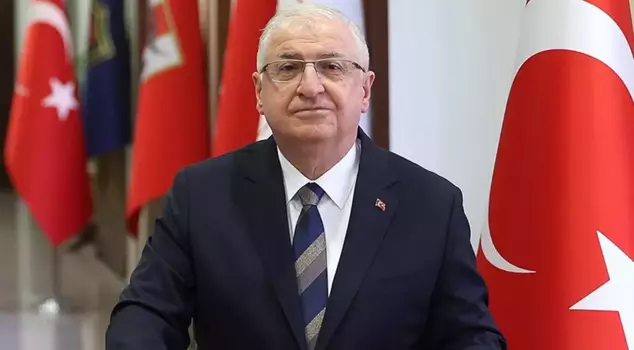 milli-savunma-bakani-yasar-guler-den-onemli-18040101-9233-amp.webp